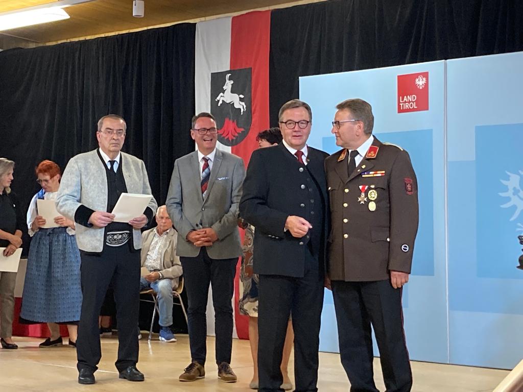 Landeshauptmann und Feuerwehrmann