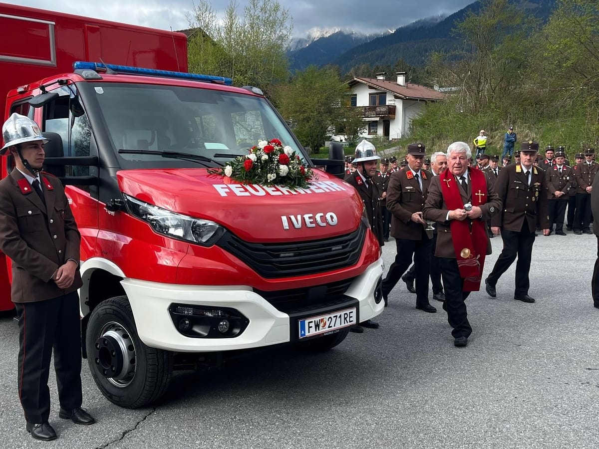 Fahrzeugsegnung der Feuerwehr Breitenwang-Mühl mit anschließendem Einsatz